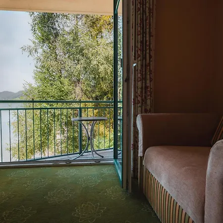 Hotel Seerose Fuschl am See Exterior photo