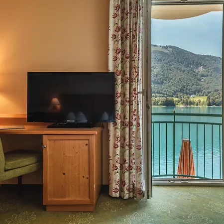 Hotel Seerose Fuschl am See Exterior photo